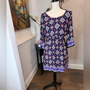 Geometric print, size MED short dress with 3/4 length sleeves by Alya. In GUC!